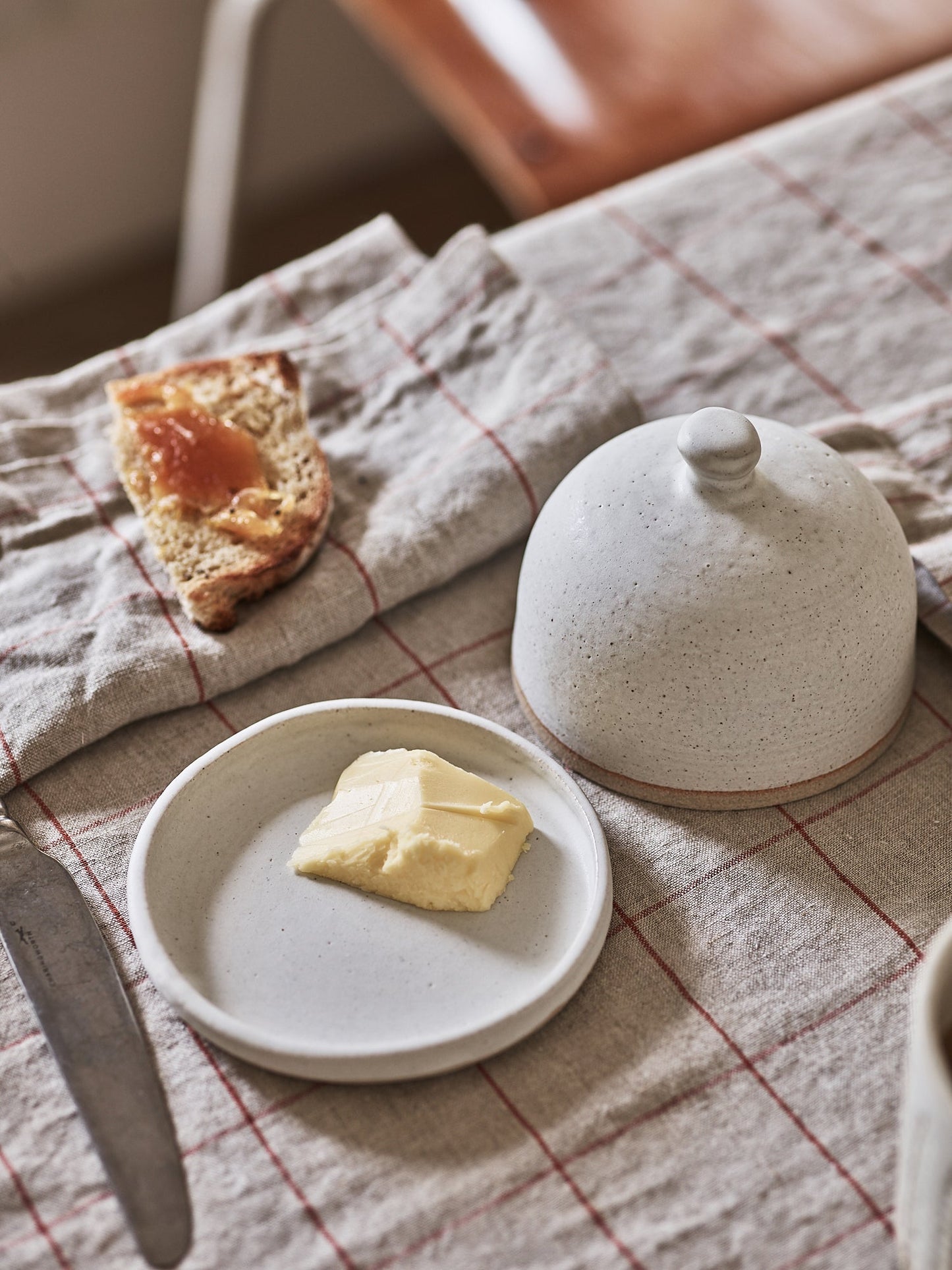 Unt din gresie lucrata manual