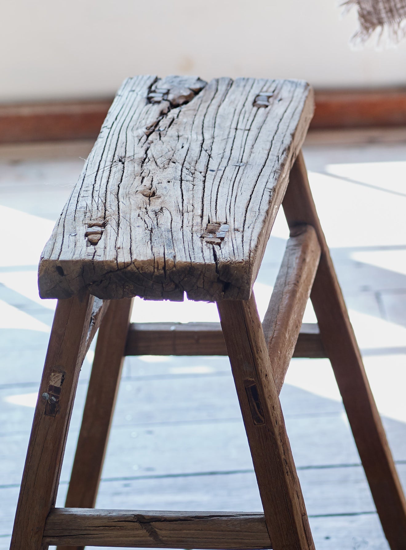 Taburet rustic Benvy, mic