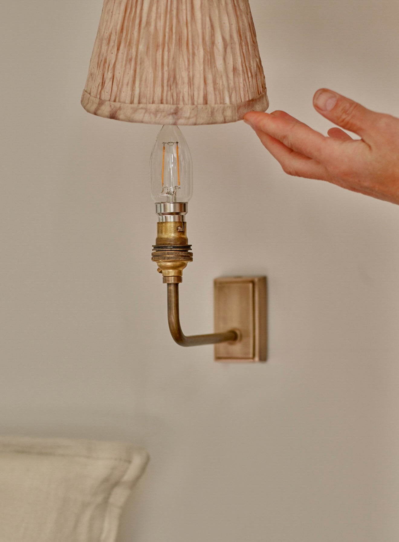 Lampă de perete Irving, alamă antică
